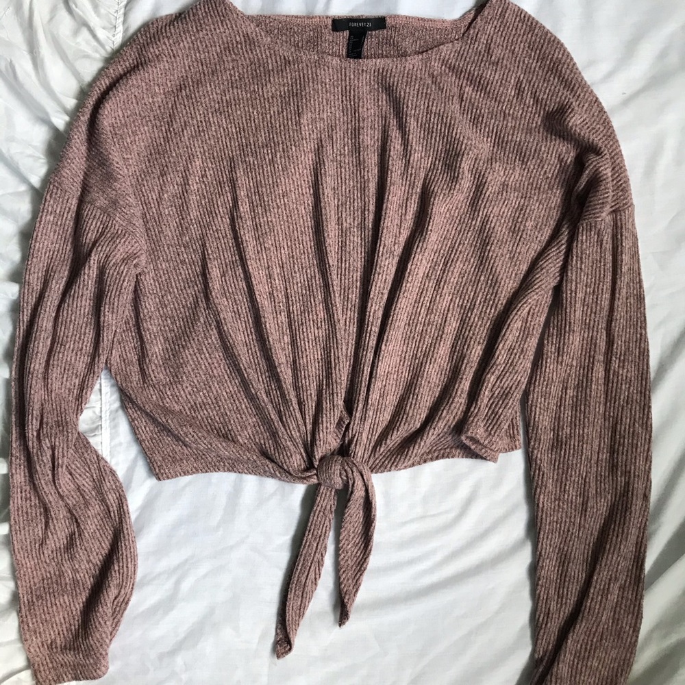 Cute tied lounge crew neck